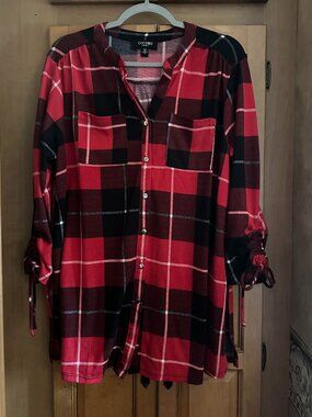 Cocomo Red Plaid Top 1X